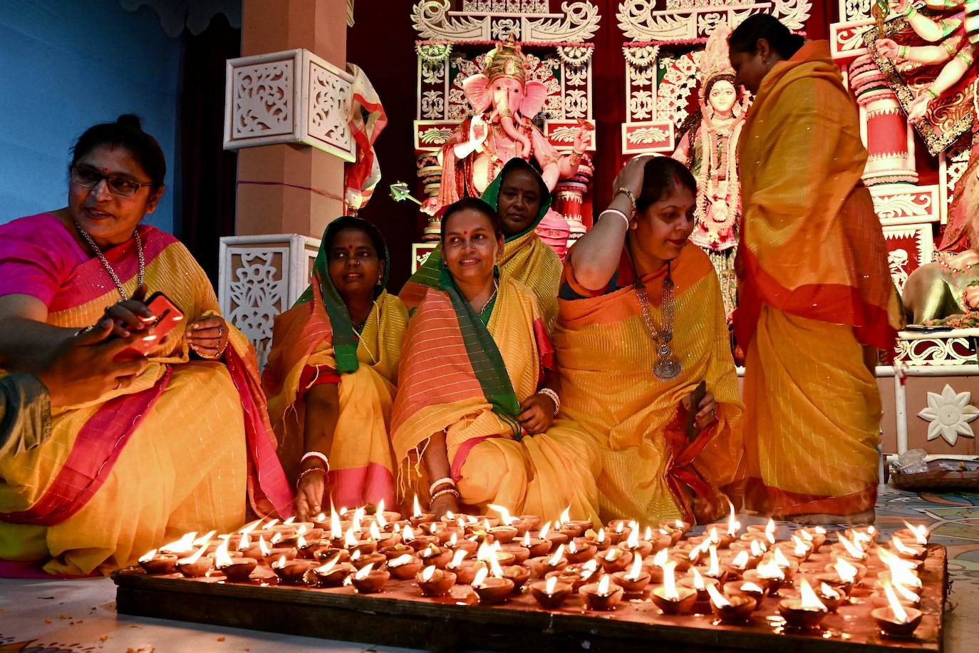 Fotos: Color y tradición en el festival indio de Durgá Puyá