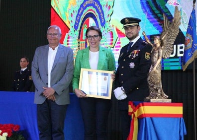 Imagen secundaria 1 - La petición de una comisaría «digna» en Dénia marca la celebración de los patrones de la Policía Nacional