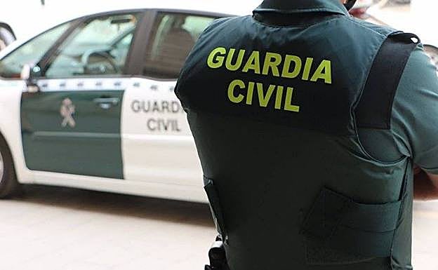 La Guardia Civil ha procedido a las detenciones y ha efectuado la investigación. 