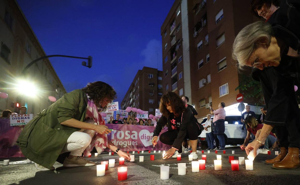 Protesta vecinal este viernes en la Malvarrosa. 