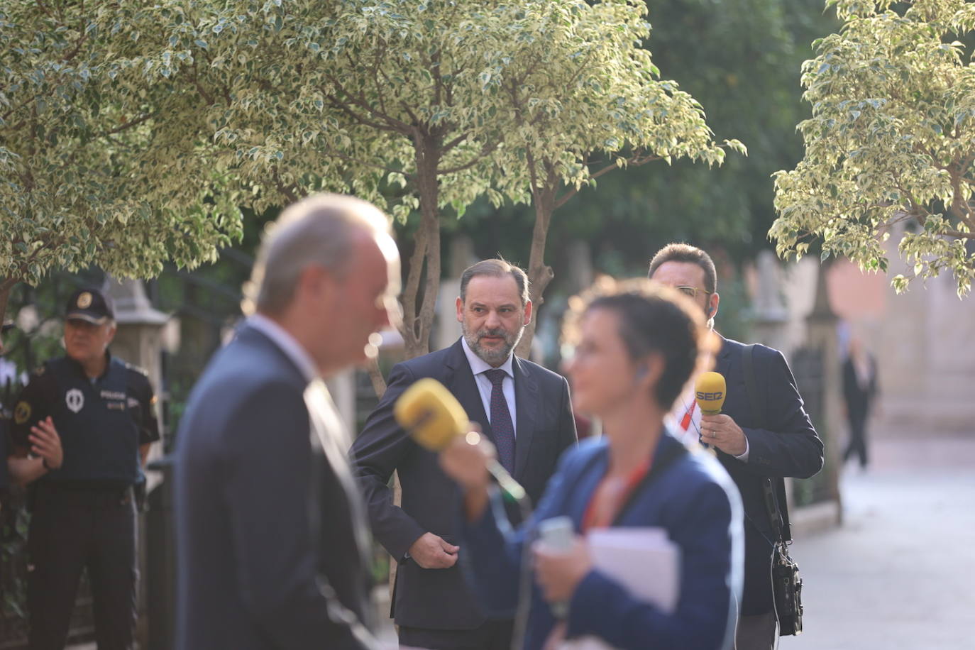 Los invitados han acudido al acto institucional para recibir las altas distinciones.