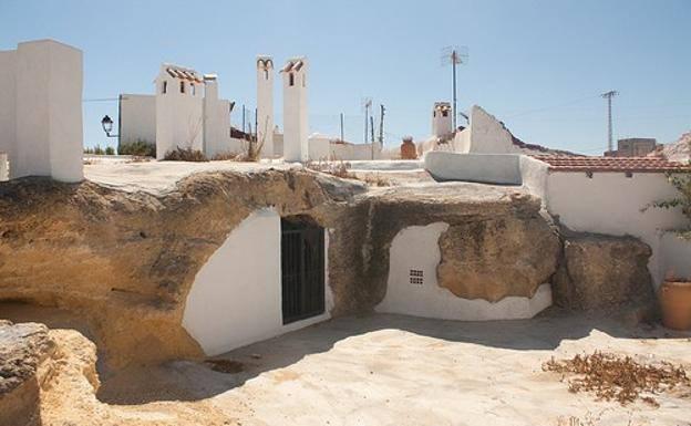 Cuevas en San Miguel de Salinas. 