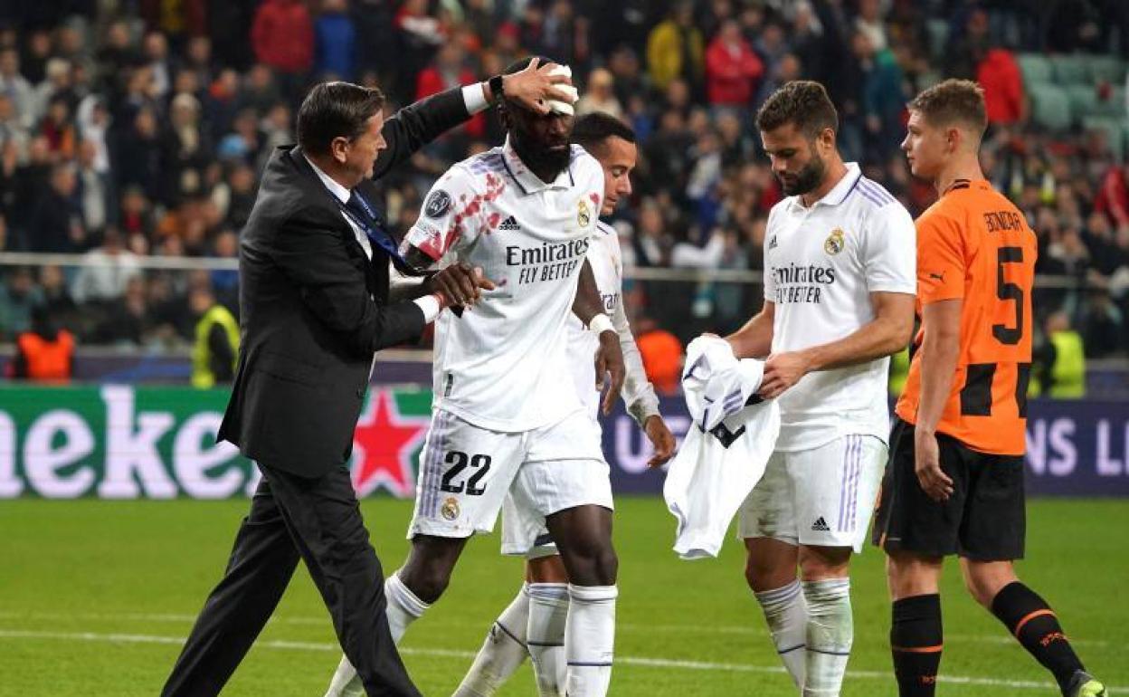 Rudiger, tras su choque en el partido de Champions League.