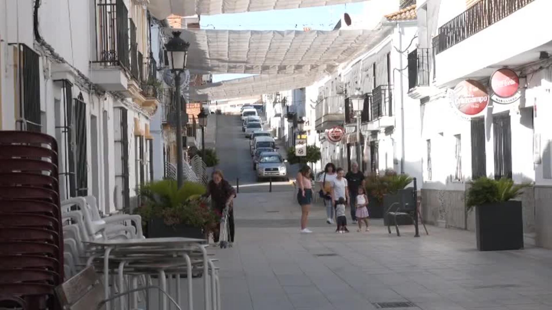 Indignación en un pueblo de Cádiz por celebrar una fiesta motera con  espectáculo sexual