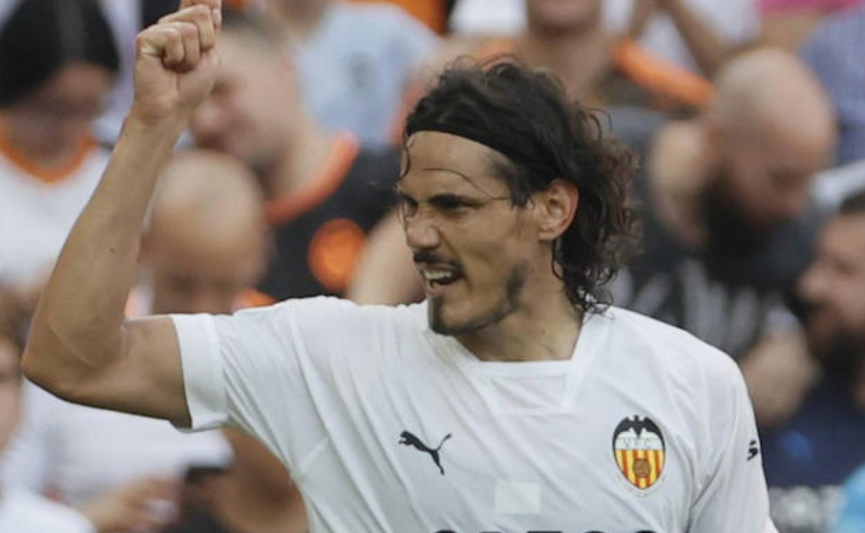 Cavani, en el Valencia-Elche 