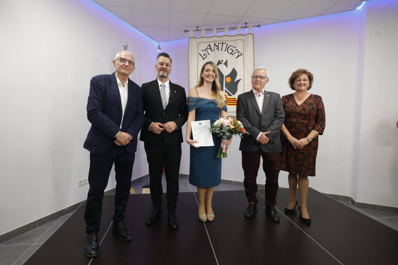 Fotos: Laura Mengó y Paula Nieto celebran su elección como falleras mayores de Valencia 2023