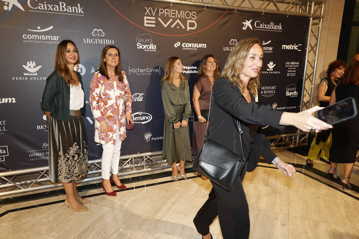 Fotos: La Asociación de Empresarias y Profesionales de Valencia (EVAP) celebra la XV edición de sus galardones