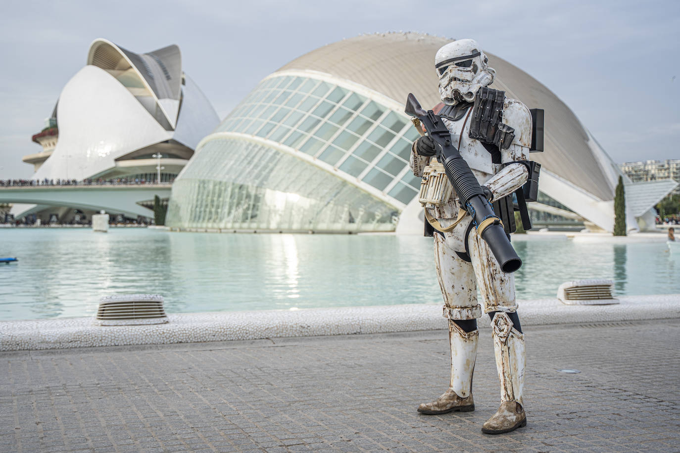 Fotos: Darth Vader llega a Valencia en el desfile de Star Wars