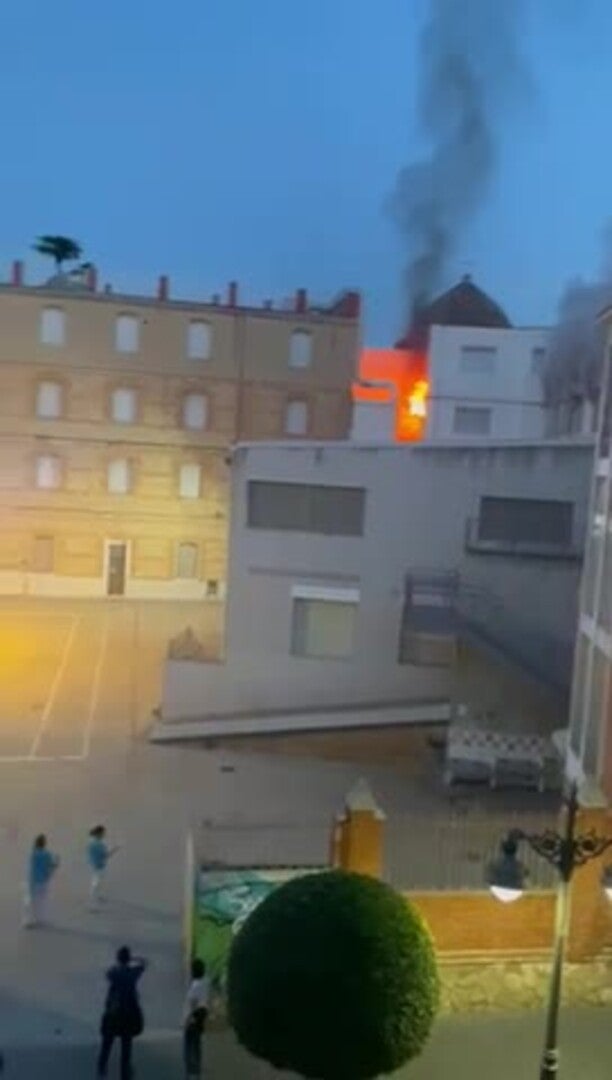 Incendio en el colegio Sagrado Corazón de Mislata