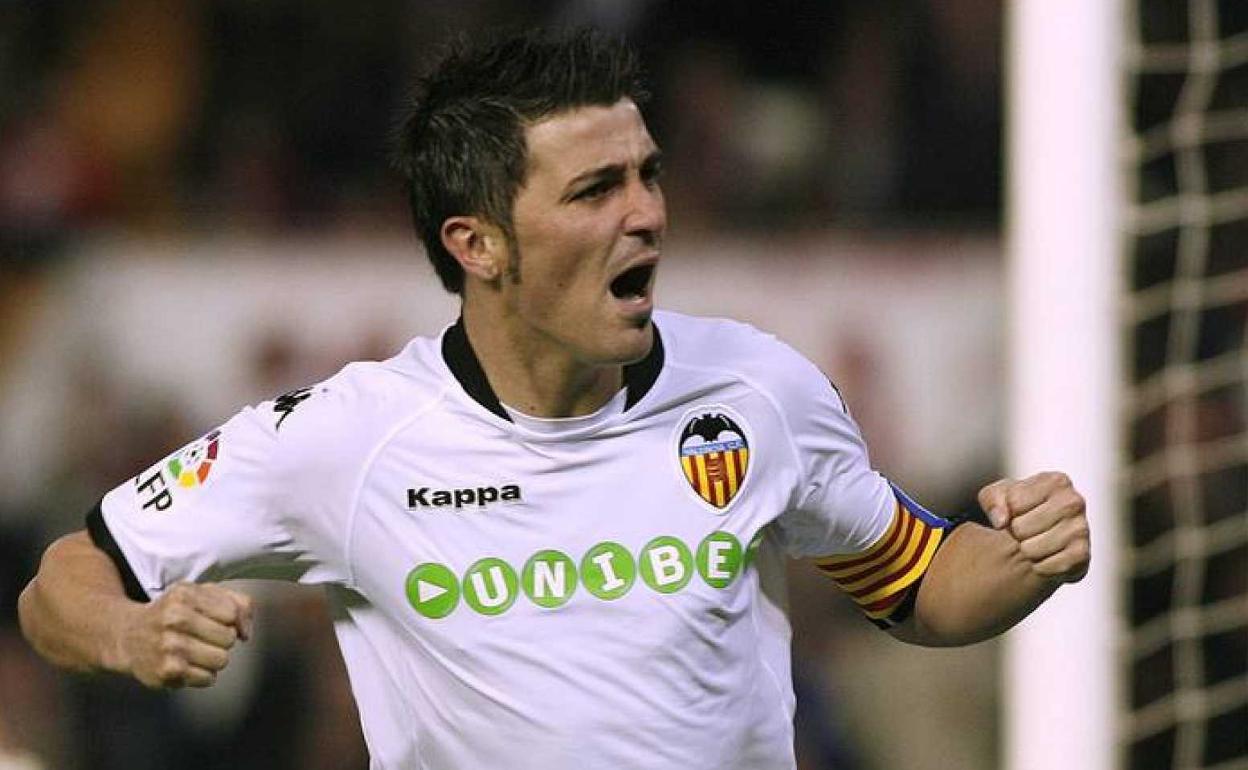 David Villa, en un partido con el Valencia 