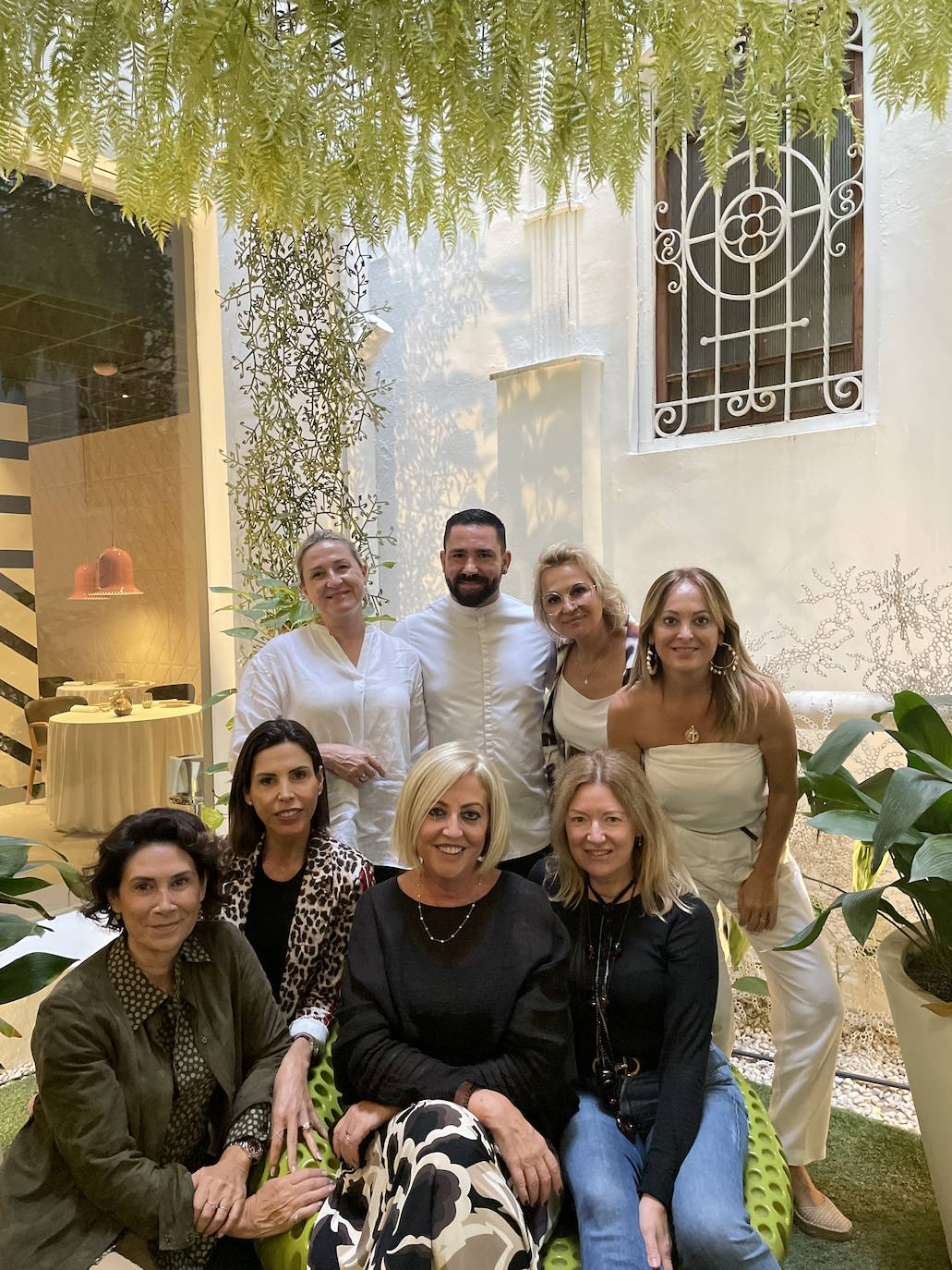 Rosa Lladró, Luis Valls, Belén Arias, Cristina Baixauli, Ana Serratosa, Romina Martínez Colomer, Julia Pérez Broseta e Inma Sobrino.