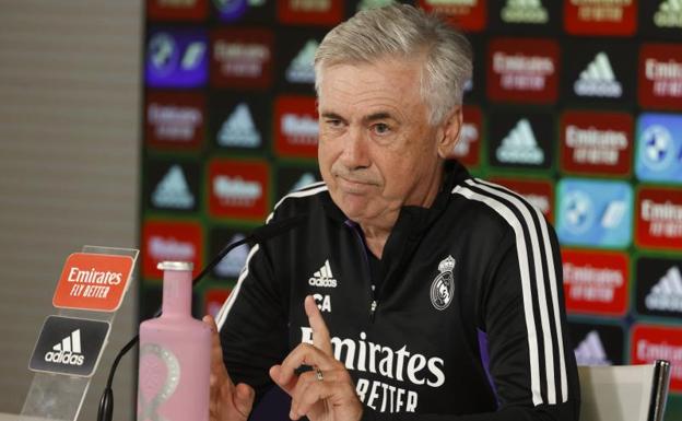 Carlo Ancelotti, durante la rueda de prensa. 