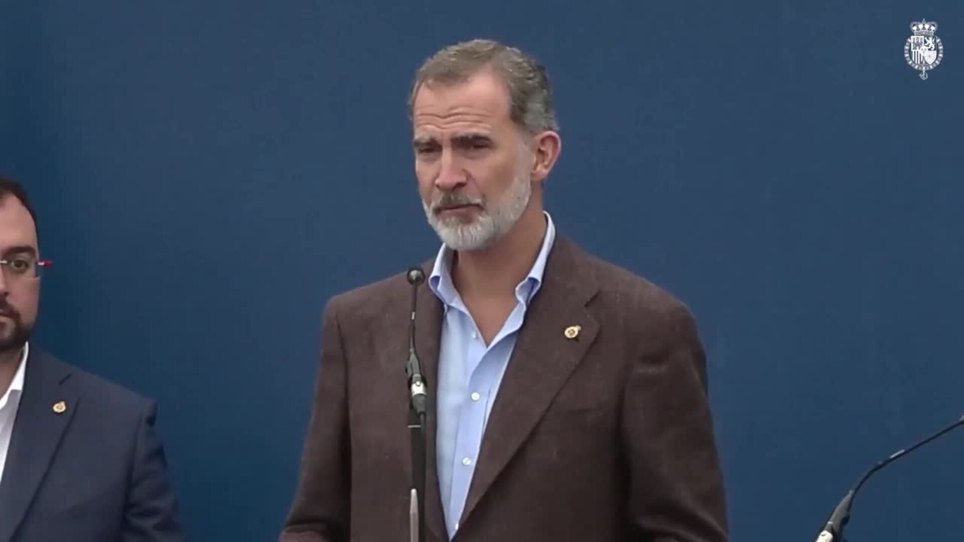 Felipe VI afirma que "la mejor Asturias" está "orgullosa" de sus raíces