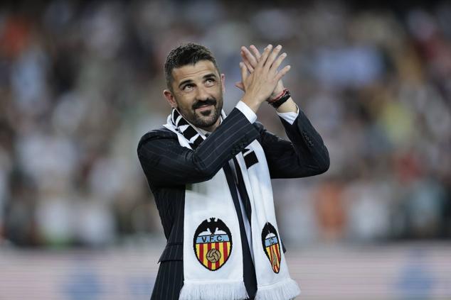 Fotos: Ambiente en Mestalla previo al partido entre el Valencia y el Barça