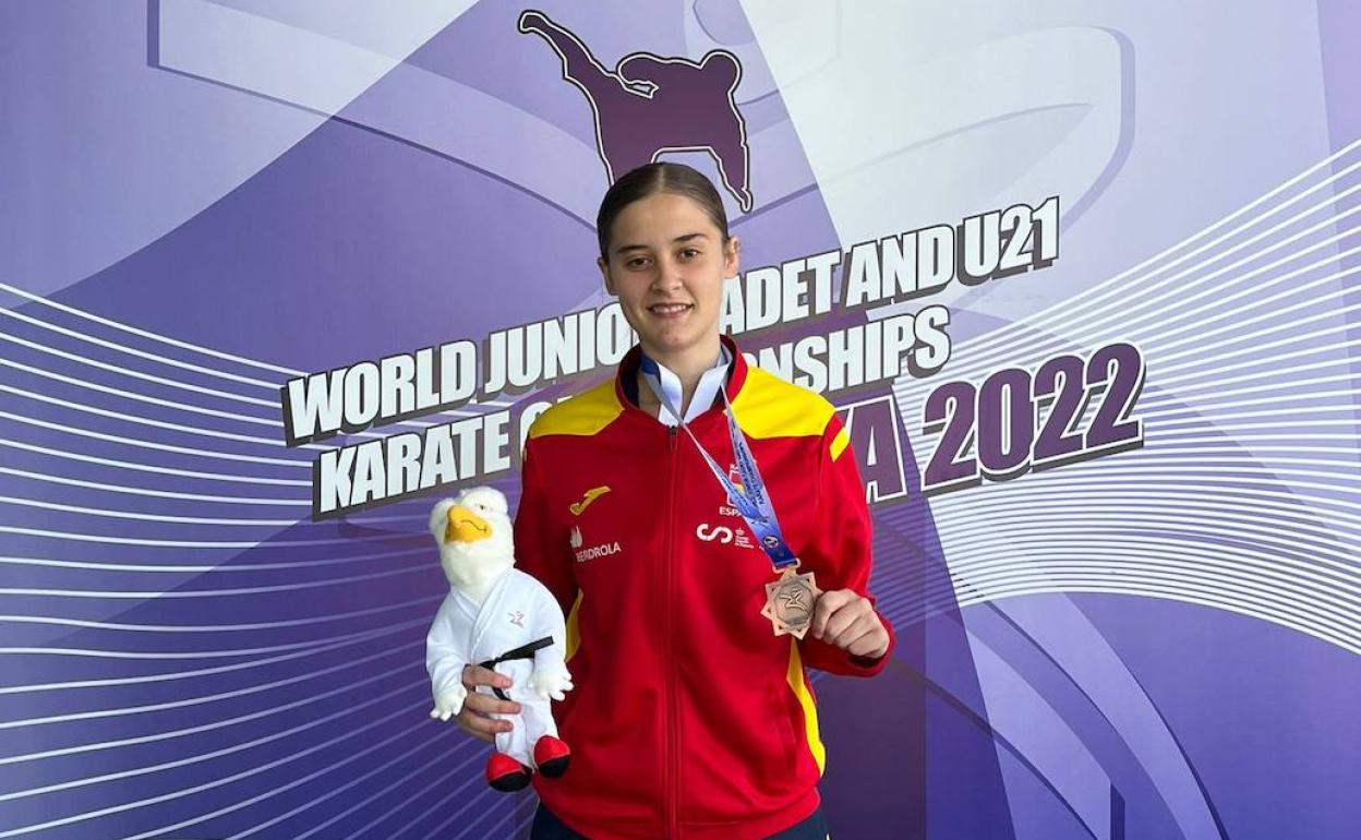 Pereira, con la medalla de bronce conseguida en el Mundial. 