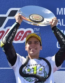 Imagen secundaria 2 - Arriba, Nico Terol ganó en 125 cc en 2011; abajo, el doblete de 2017 de Mir (Moto3) y Morbidelli (Moto2). 