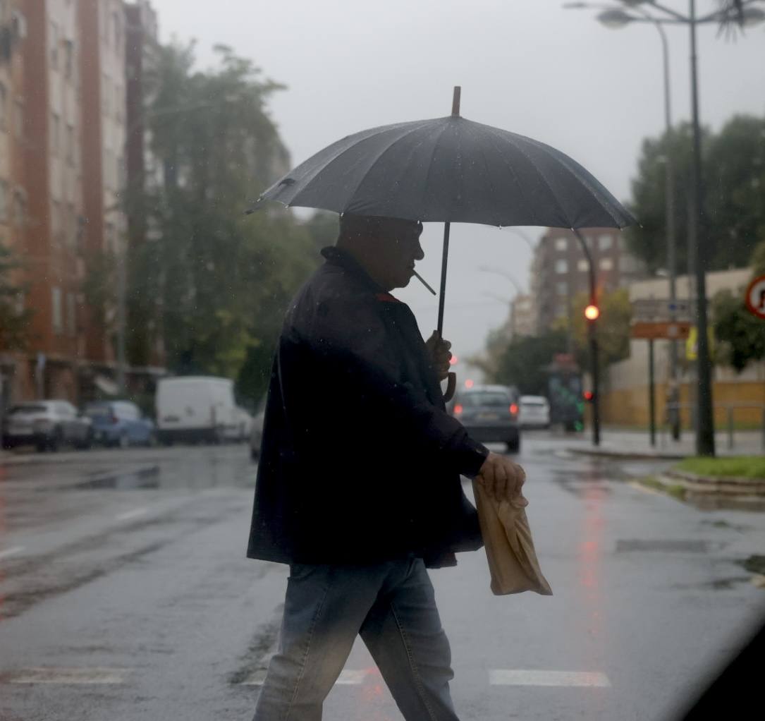 Fotos: Las tormentas torrenciales colapsan la Comunitat