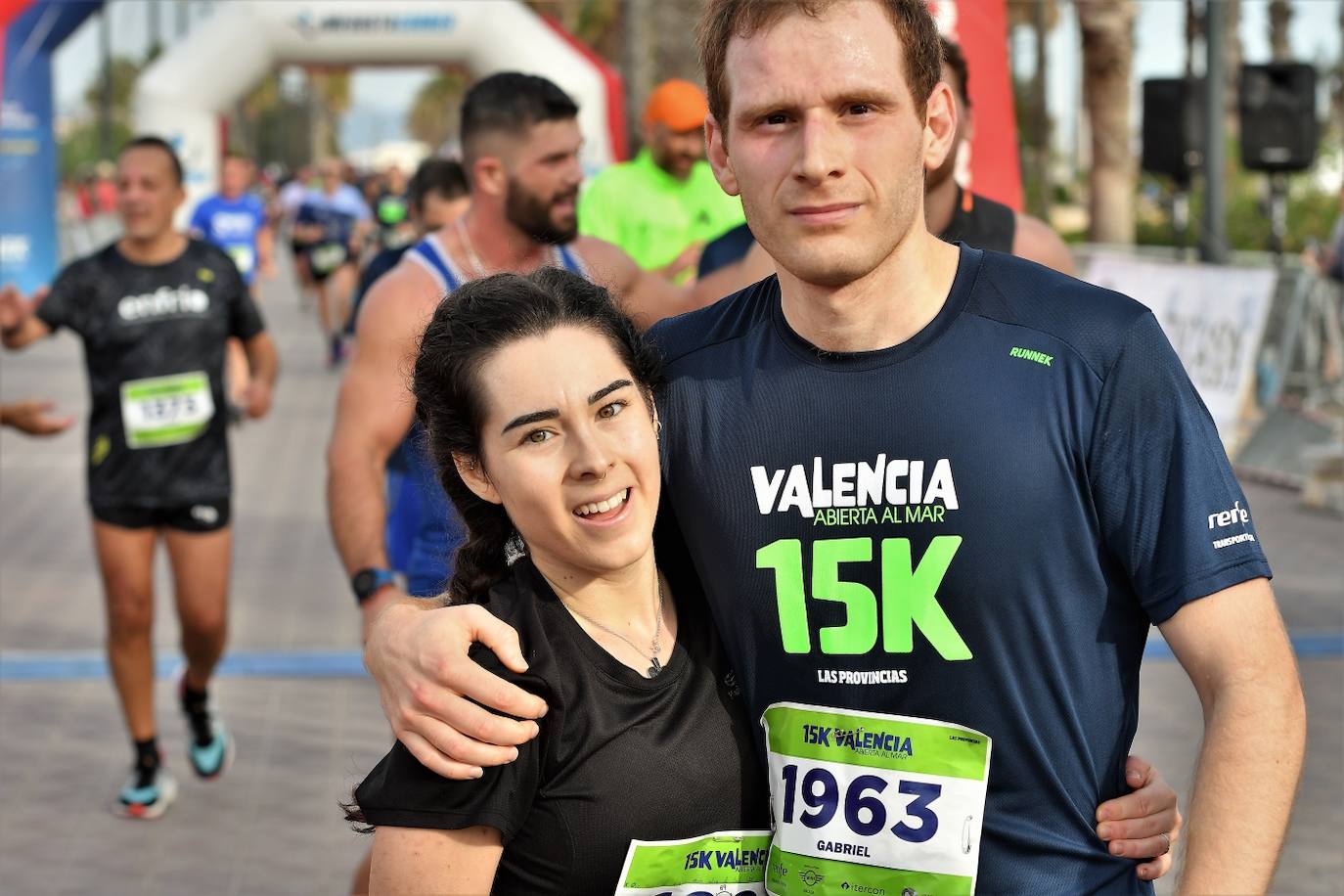 Fotos: Búscate en la llegada de la 15K y 7.5K Valencia Abierta al Mar 2022