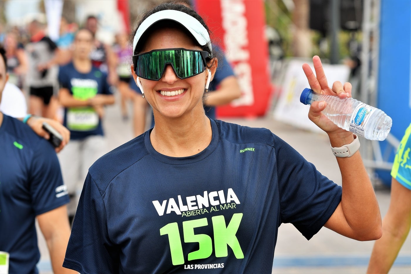 Fotos: Búscate en la llegada de la 15K y 7.5K Valencia Abierta al Mar 2022