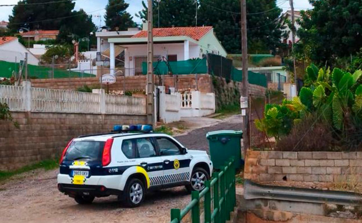 La Policía Local de Alginet en las Cuevas de Manini. 