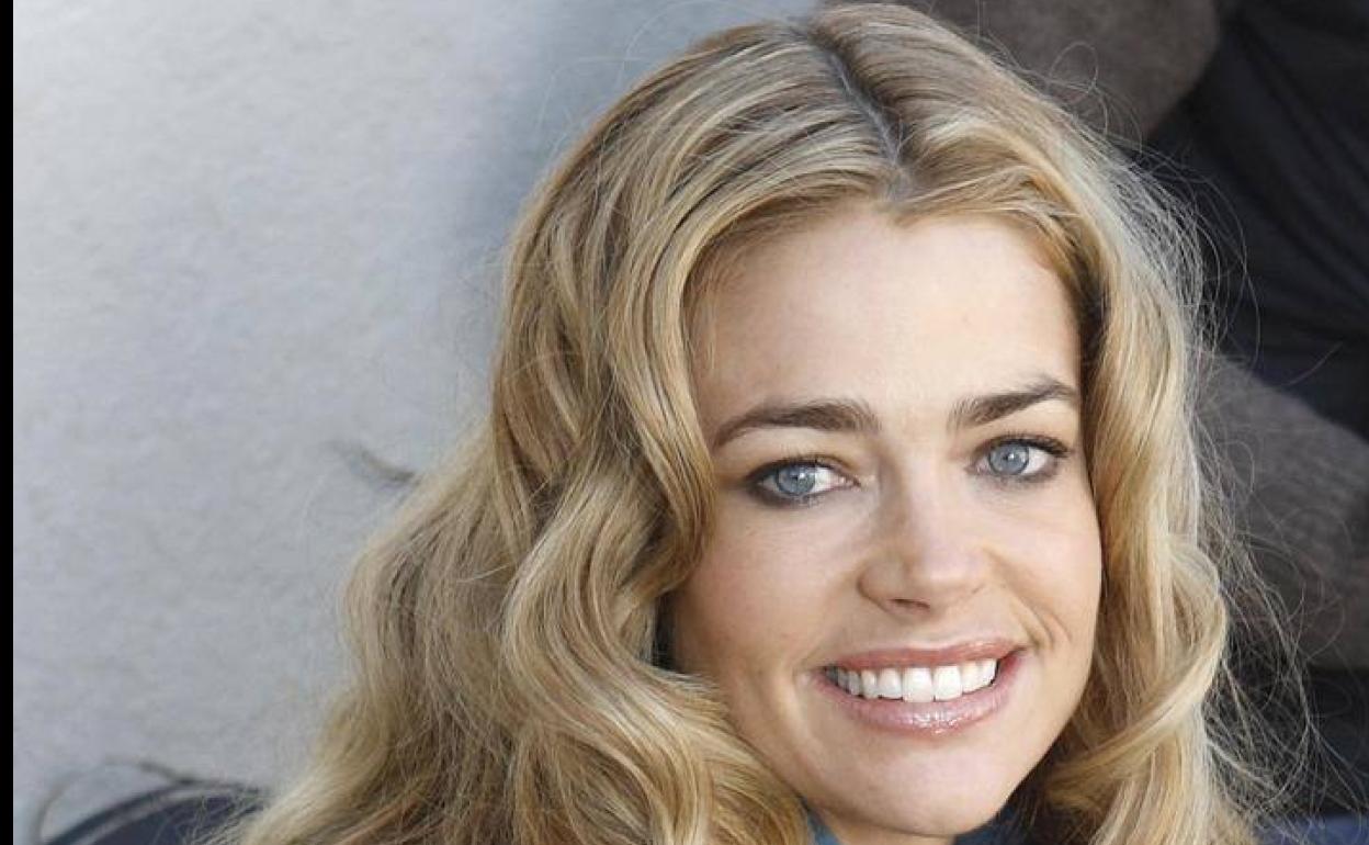 Denise Richards.