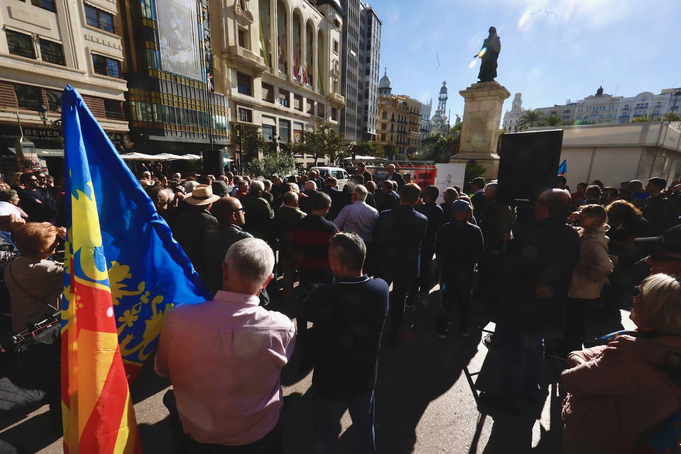 Fotos: Protesta por la figura de Francesc Vinatea en Valencia