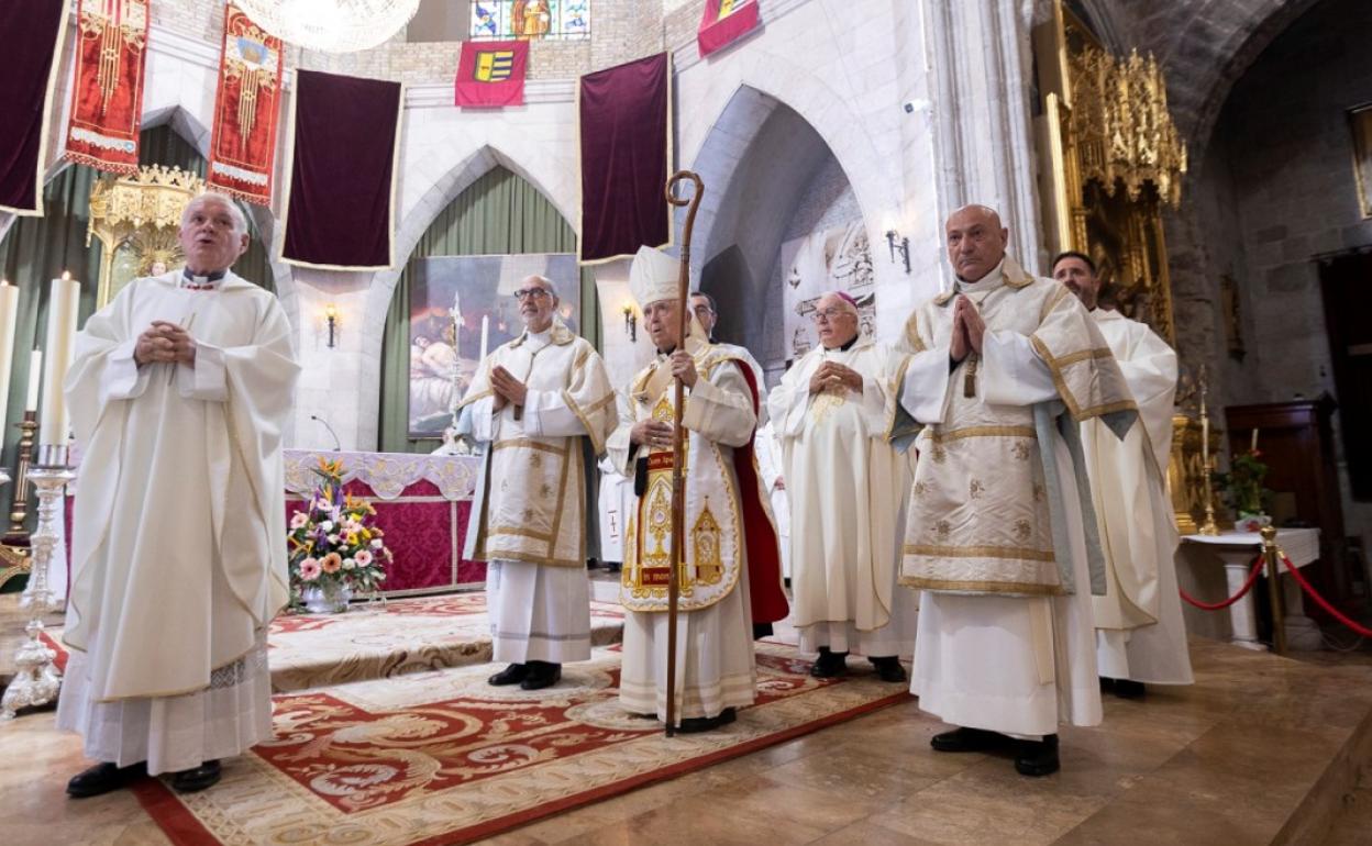 Cañizares en una misa oficiada en la Colegiata de Gandia este año. 