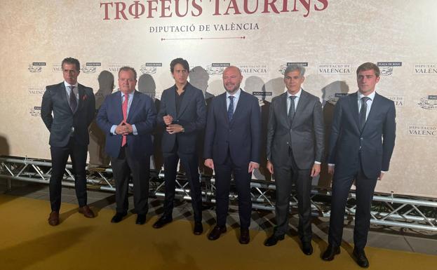 La gala de los Premios Taurinos reúne a las personalidades más destacadas del sector. 