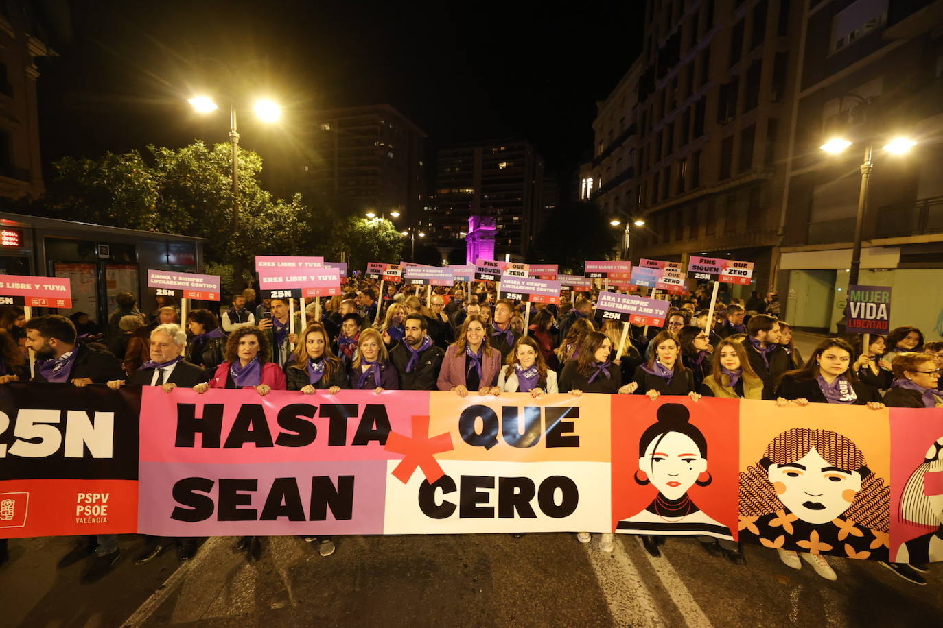 Fotos: Así ha sido la manifestación del 25N en Valencia