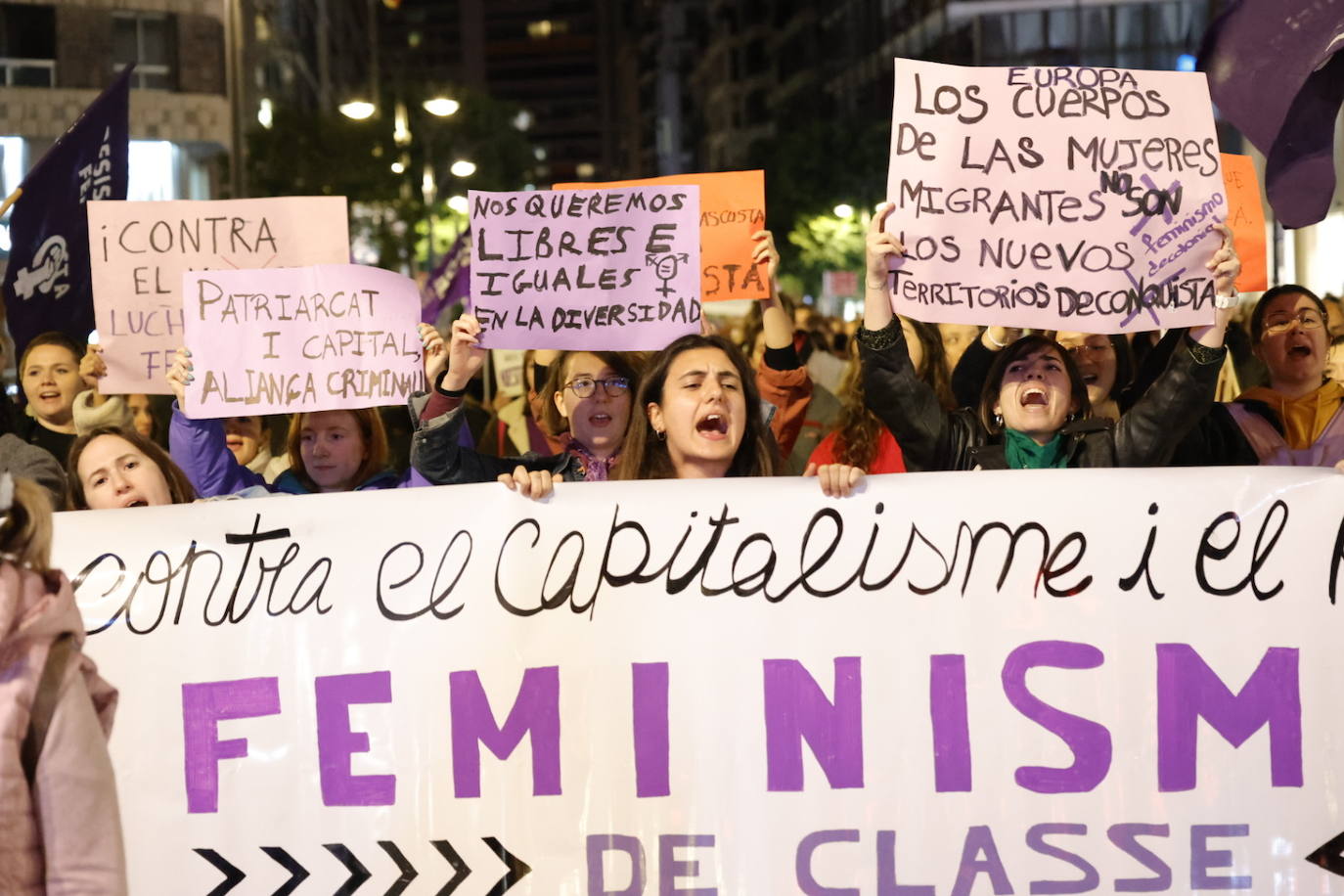 Fotos: Así ha sido la manifestación del 25N en Valencia