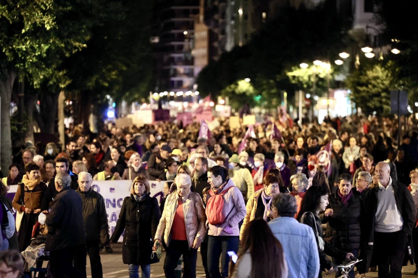 Fotos: Así ha sido la manifestación del 25N en Valencia