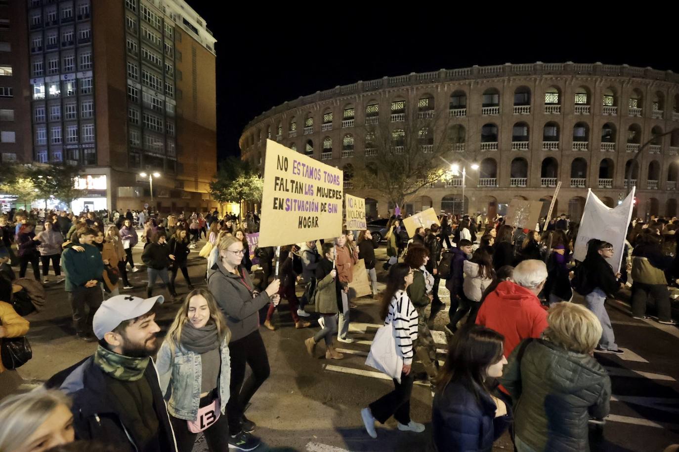 Fotos: Así ha sido la manifestación del 25N en Valencia