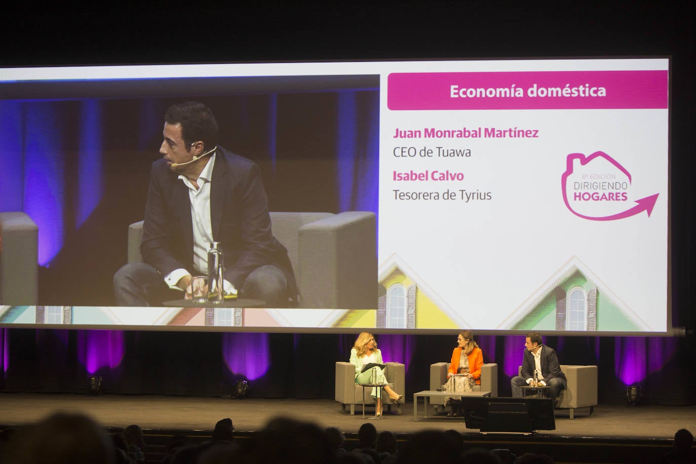 Fotos: Así ha sido el foro Dirigiendo Hogares, organizado por LAS PROVINCIAS