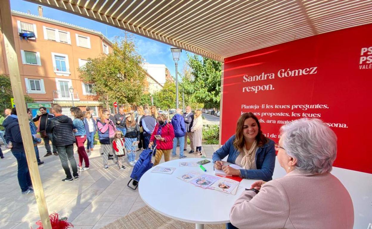 Acto de precampaña del PSPV este sábado en el barrio de San Marcelino. 
