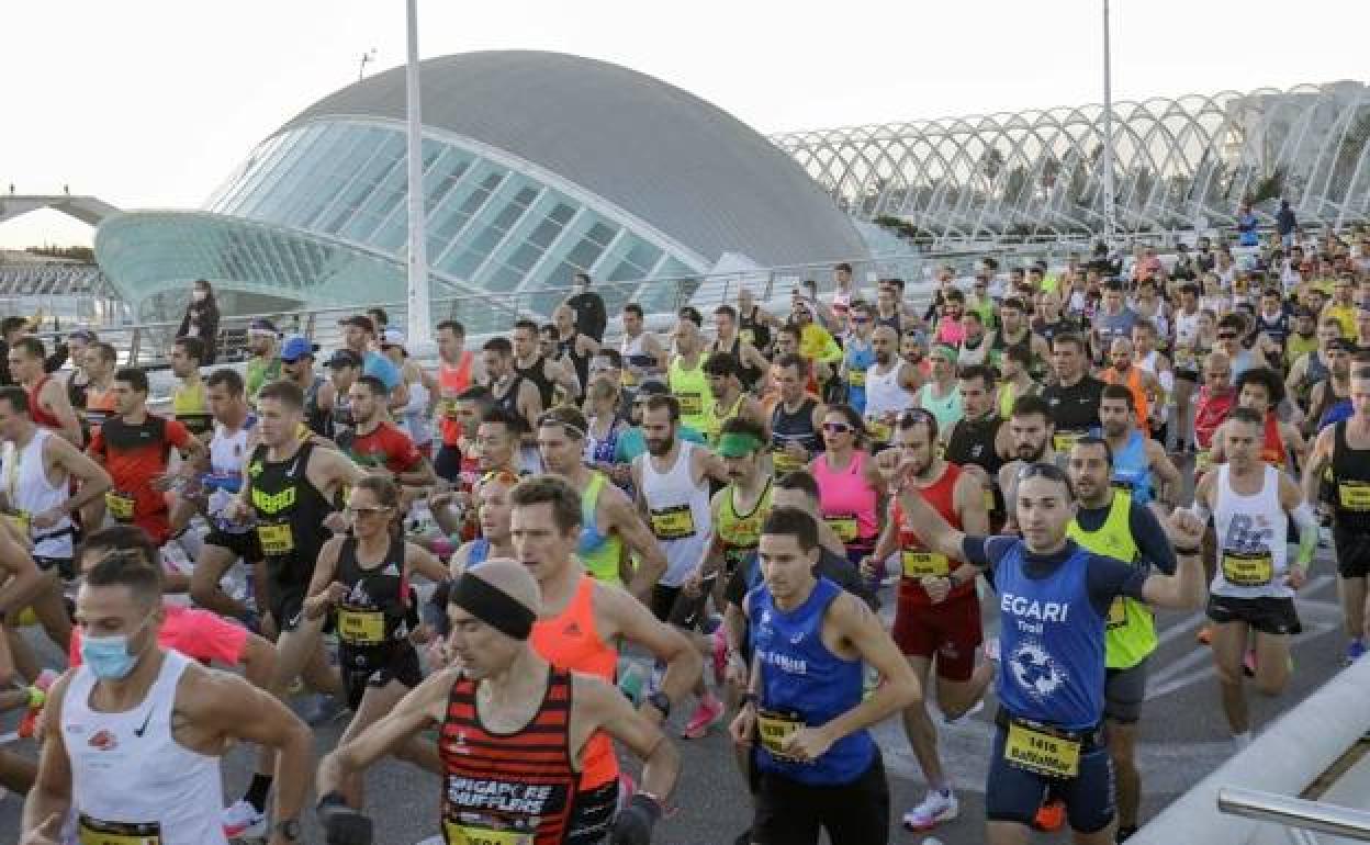 Participantes en la pasada edición del Maratón Valencia Trinidad Alfonso.