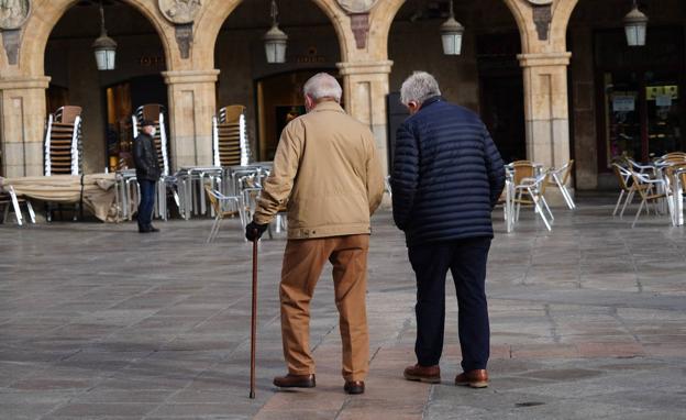 Los jubilados que cobran una pensión de 2.453 euros al mes