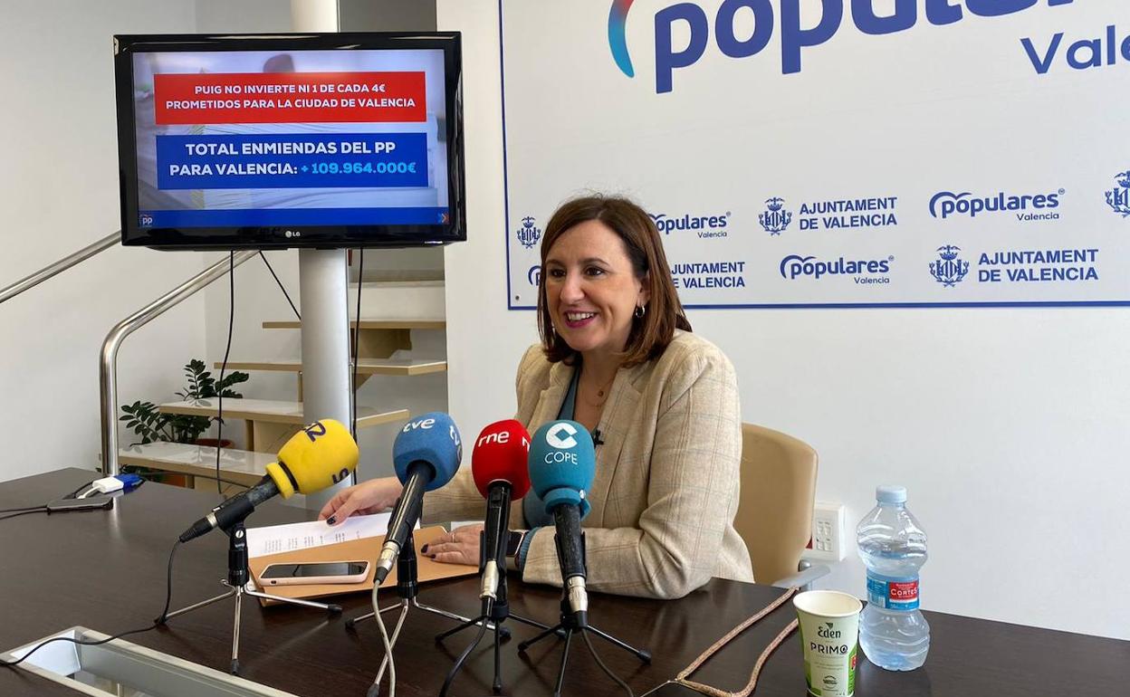 La portavoz del grupo popular en el Ayuntamiento, María José Catala. 