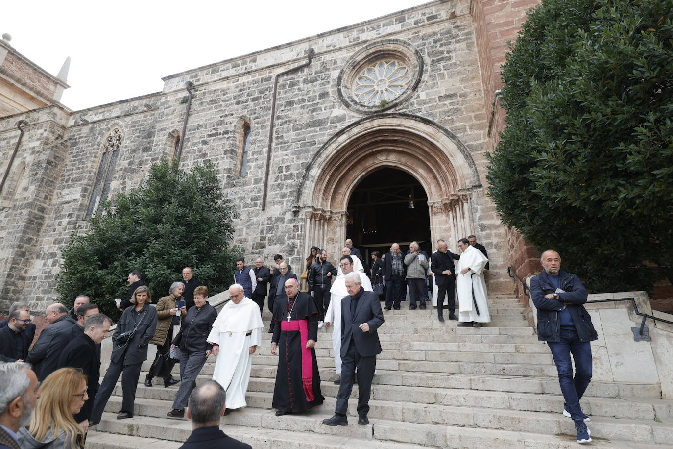 El nuevo arzobispo de Valencia ha visitado el monasterio de El Puig. 