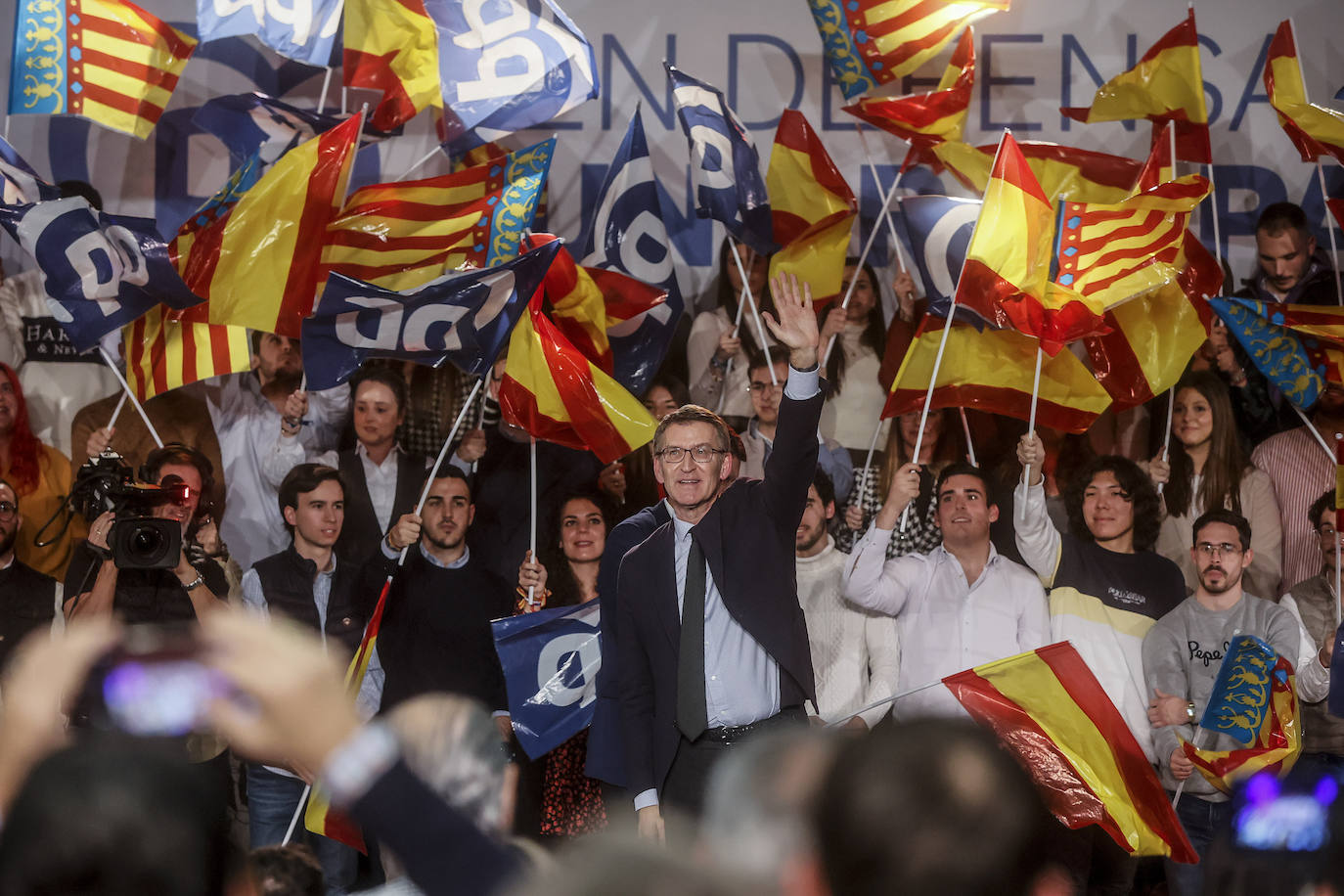 Fotos: Las mejores imágenes del mitín del PP en Valencia