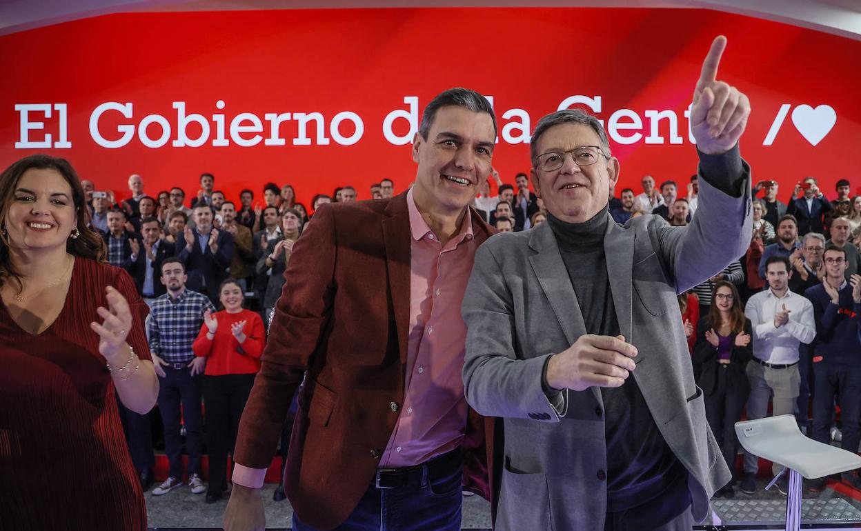 Sánchez y Puig, durante el acto en Valencia. 