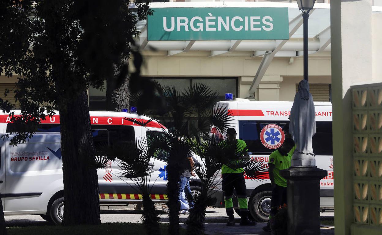 Acceso a Urgencias del hospital General de Valencia.