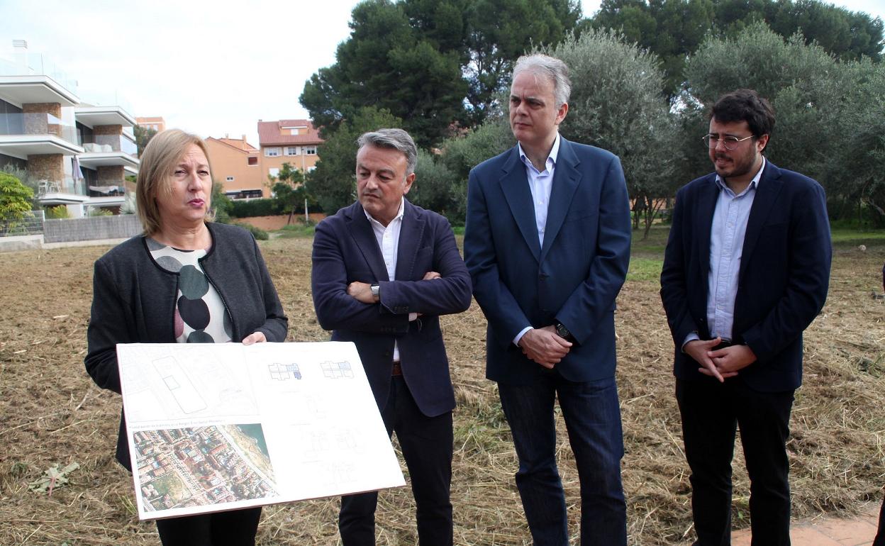 Presentación del proyecto para la construcción de viviendas en solares municipales. 