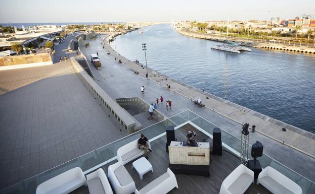 Qué hacer en Valencia: circo, deporte y ocio náutico para celebrar la Navidad en La Marina