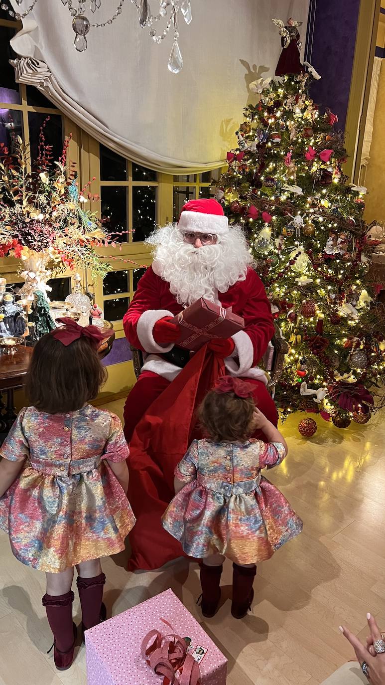 La Nochebuena en casa de Marta de Diego fue muy mágica, con la visita de Papa Noel.