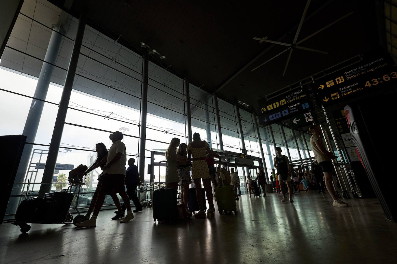 La Policía detuvo al líder de la secta en el aeropuerto de Manises.