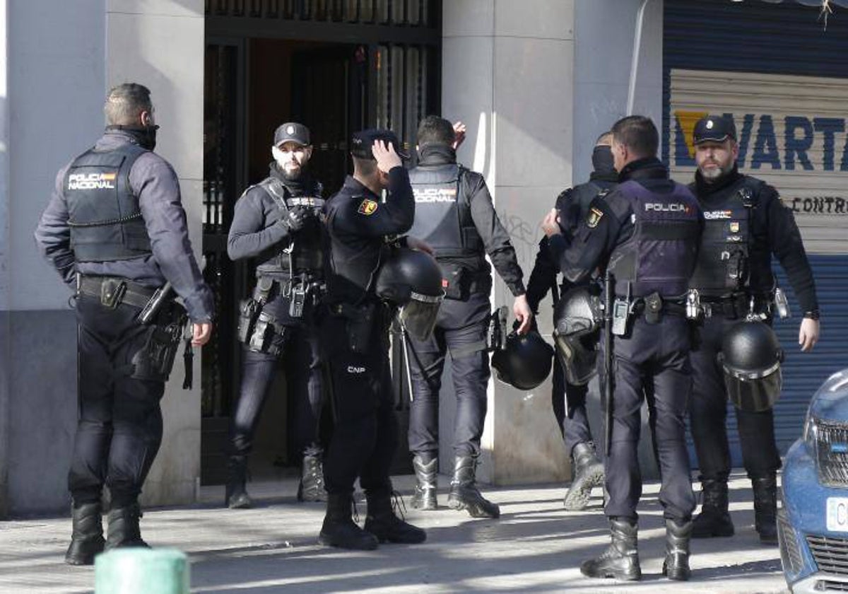 Agentes de policía en Valencia