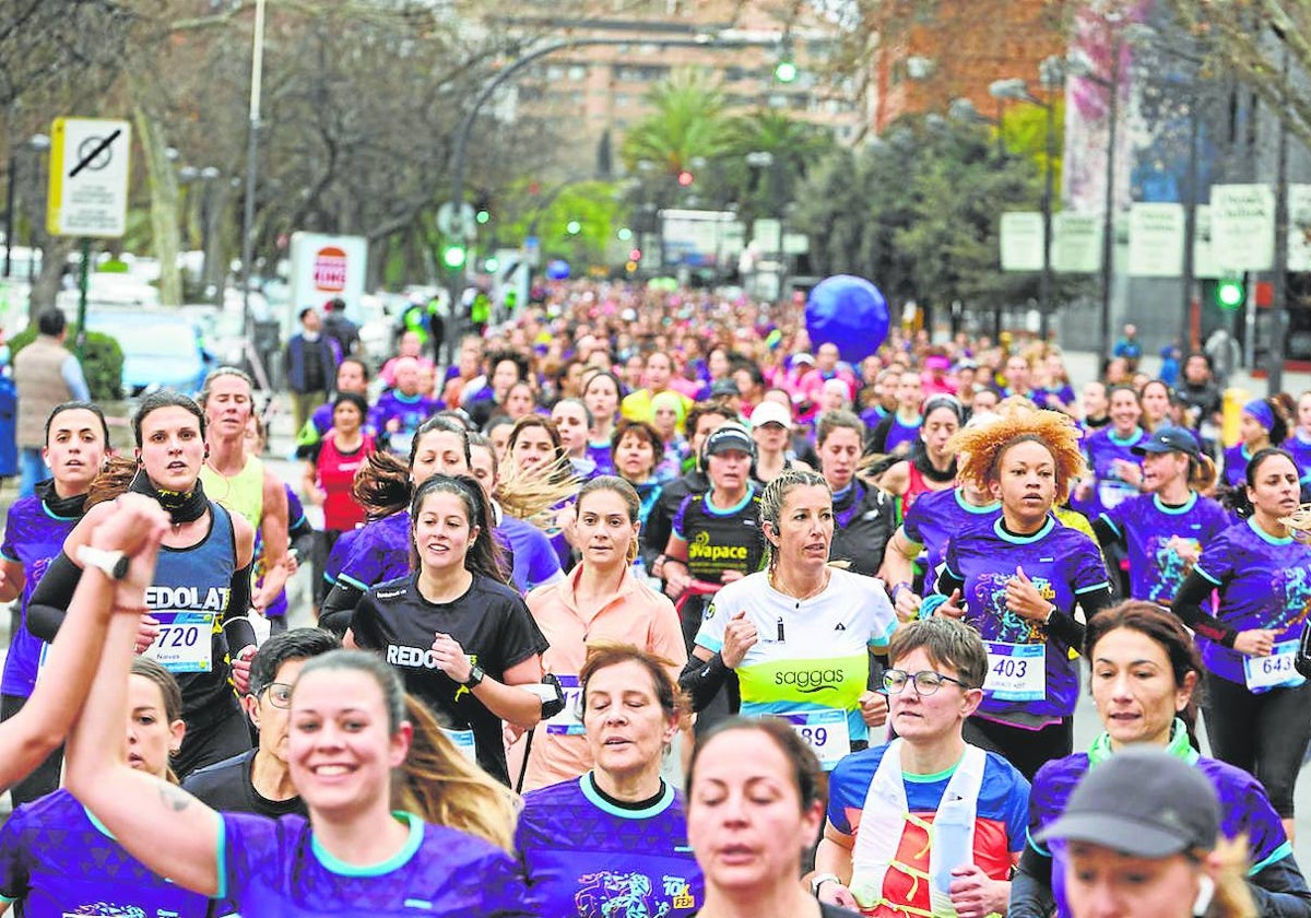 Participantes en la anterior edición de la 10K Fem celebrada en Mestalla.