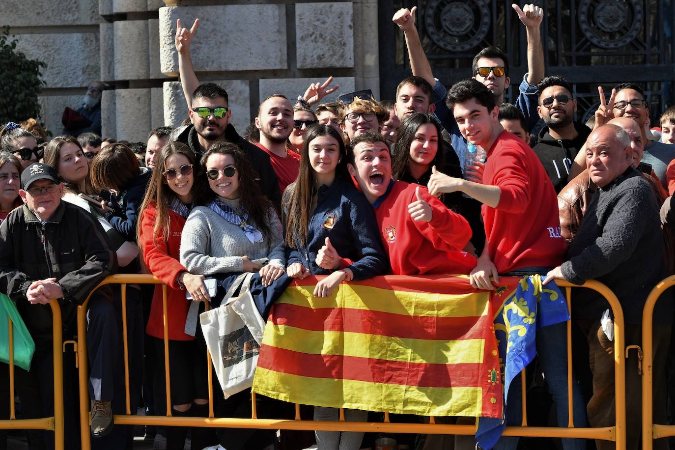 Búscate en la mascletà del viernes 3 de marzo de 2023