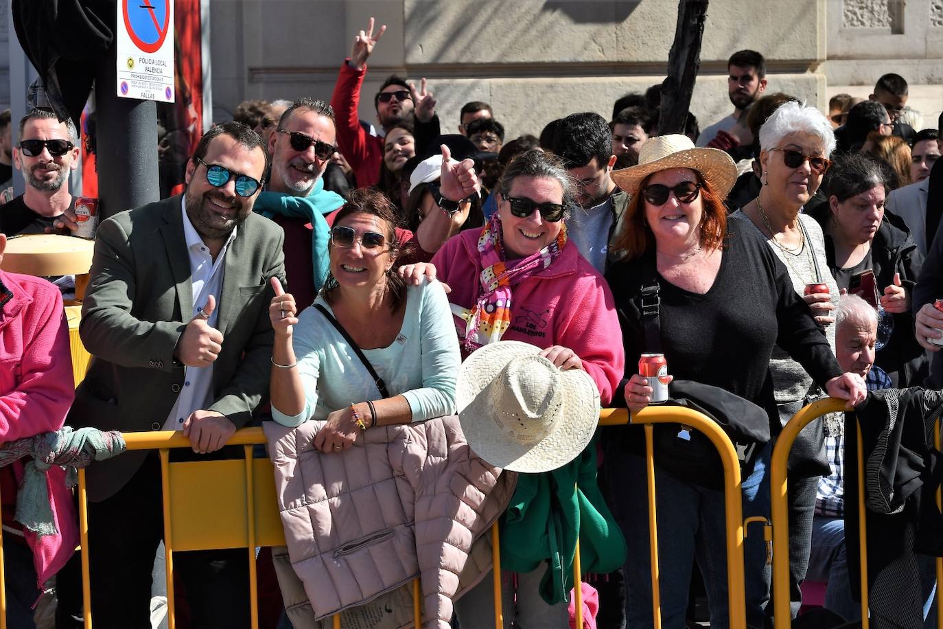 Búscate en la mascletà del lunes 6 de marzo de 2023