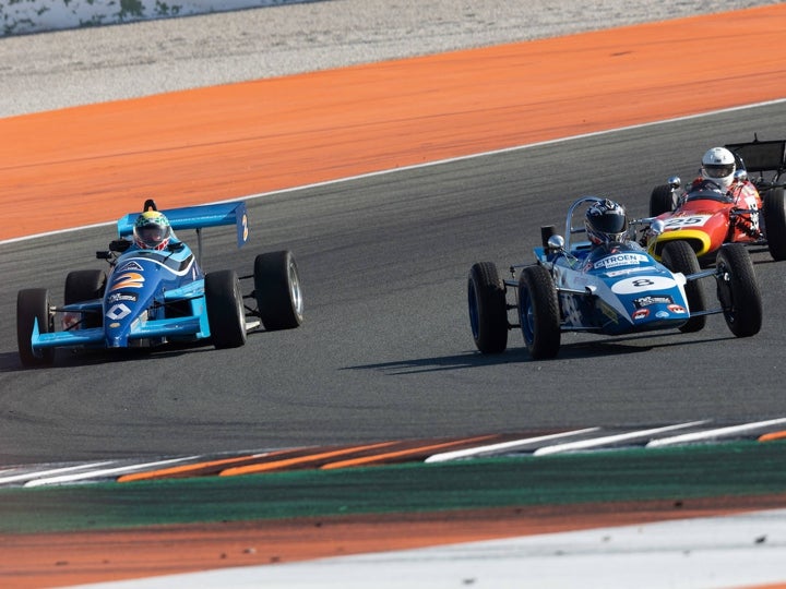 Historia, motor y pasión en el Racing Legends